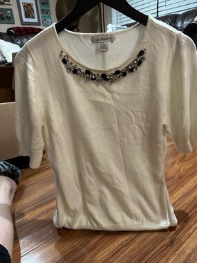Liz Claiborne Cream Short-Sleeve Knit Top with Beaded Neckline